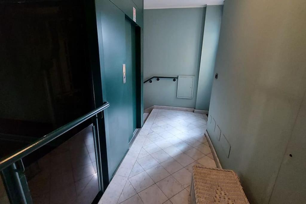 Apartment Near Metro تورينو المظهر الخارجي الصورة
